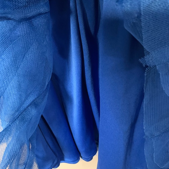 Girls Rare Editions Size 12 in Cream and Royal Blue. - Picture 6 of 7